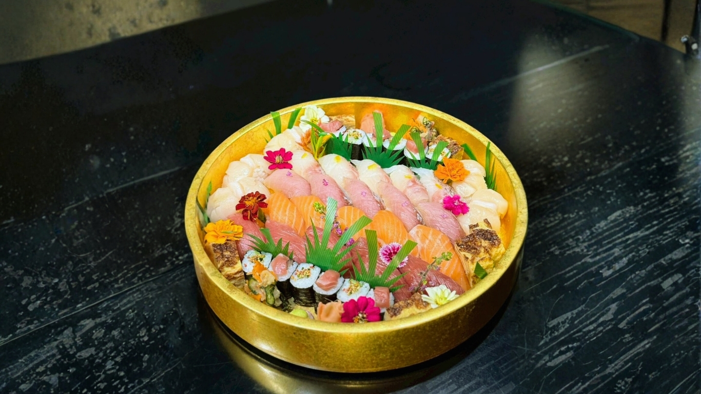 FukuFuku ฟุกุฟุกุ อิซากายะ พร้อมพงษ์