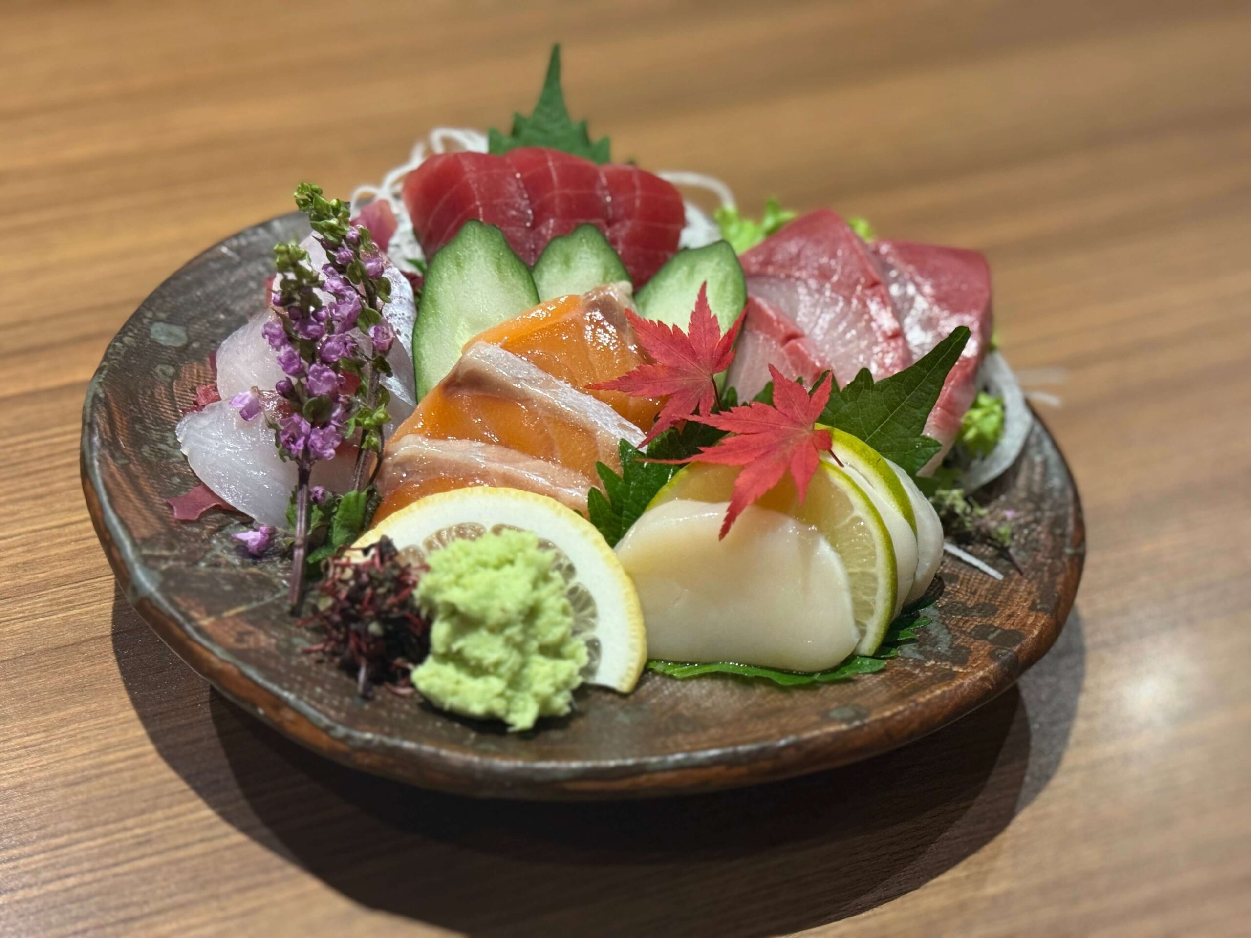 sashimi ซาชิมิ พร้อมพงษ์ sakura saku ร้านอาหารญี่ปุ่น