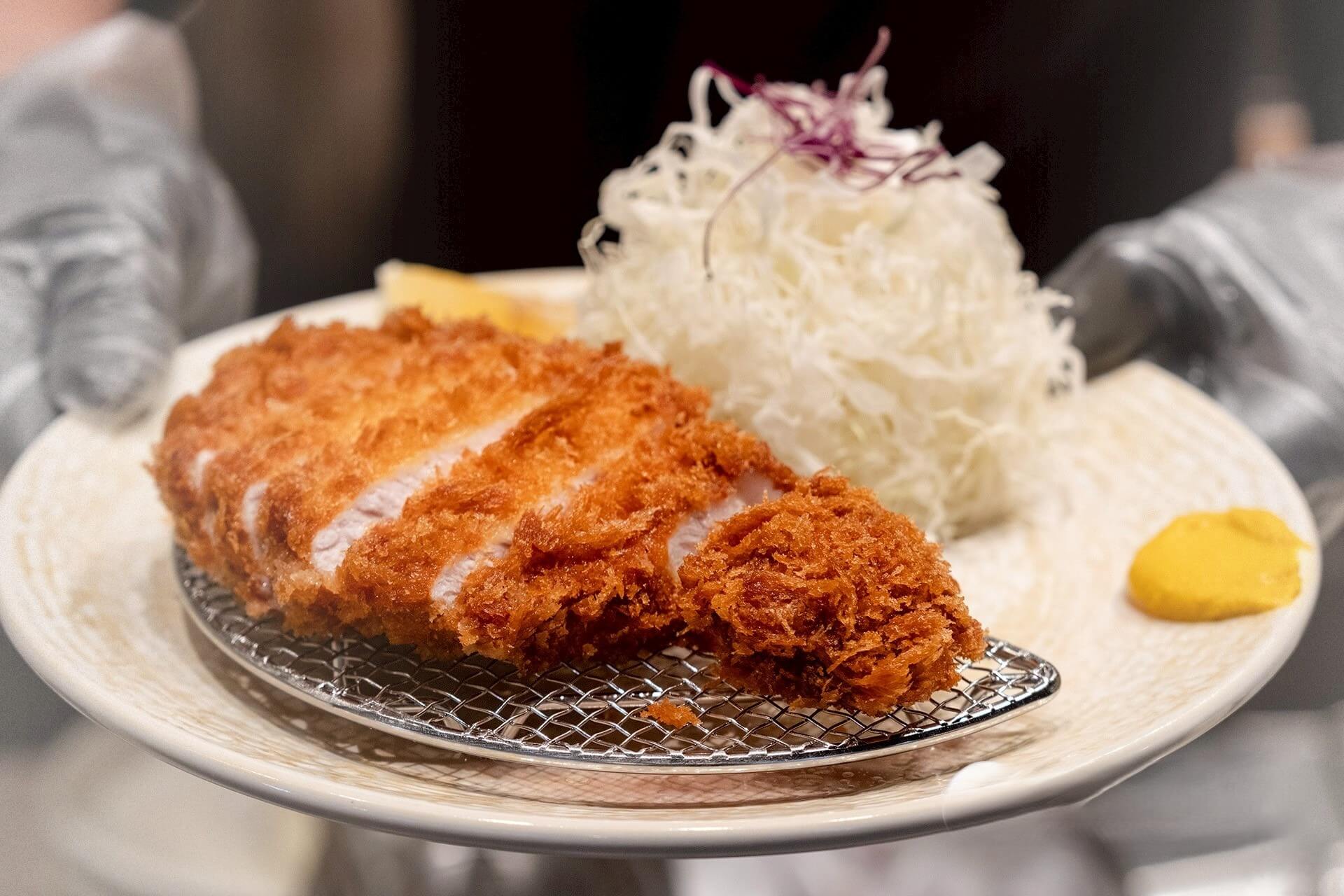 Tonkatsu Aoki ทงคัตสึ อาโอกิ อาหารญี่ปุ่น หมูทอด