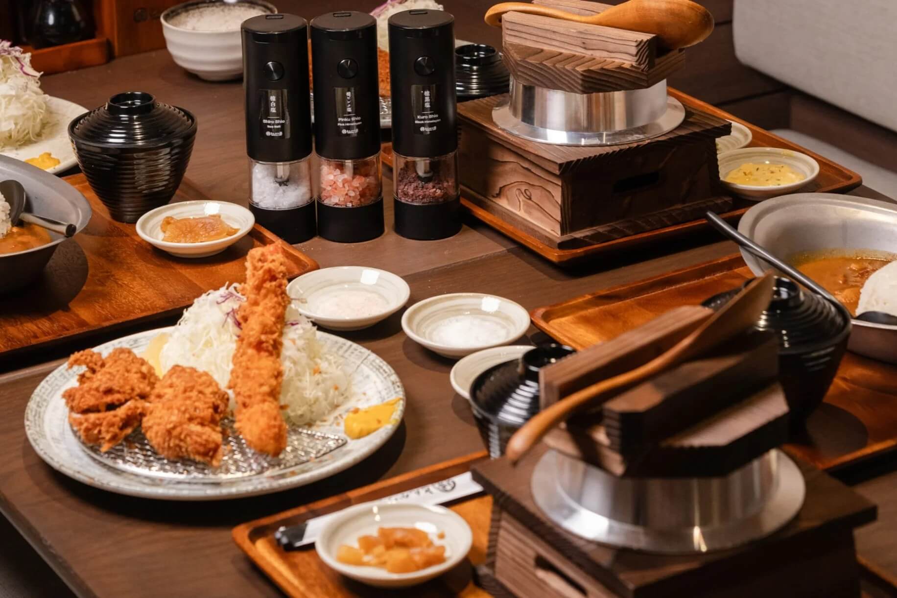 Tonkatsu Aoki ทงคัตสึ อาโอกิ อาหารญี่ปุ่น หมูทอด