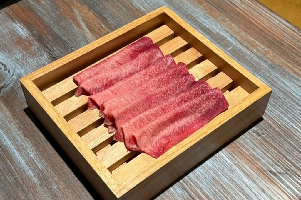 9. NABEJIRO ShabuSuki Buffet - 35 ร้านอาหารญี่ปุ่นย่านพร้อมพงษ์ (Phromphong) รวมร้านอร่อยสไตล์ญี่ปุ่น