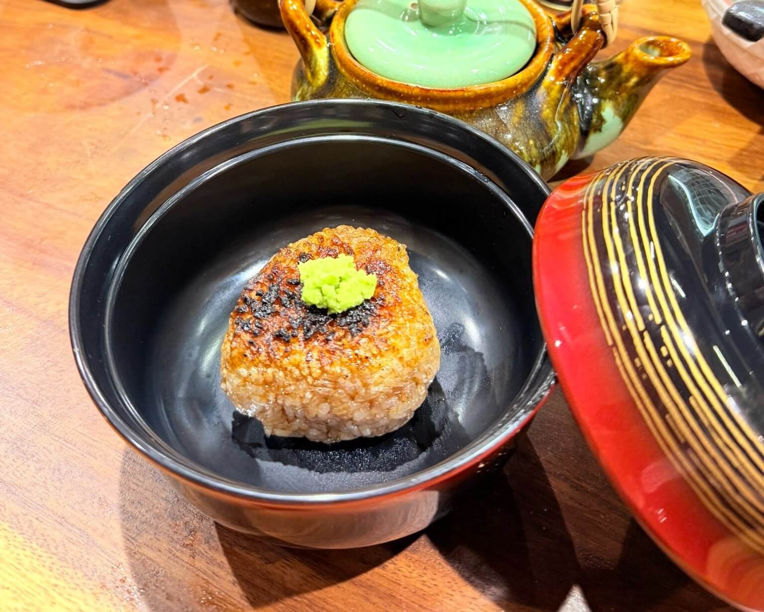 Kitaro Musubi Siracha