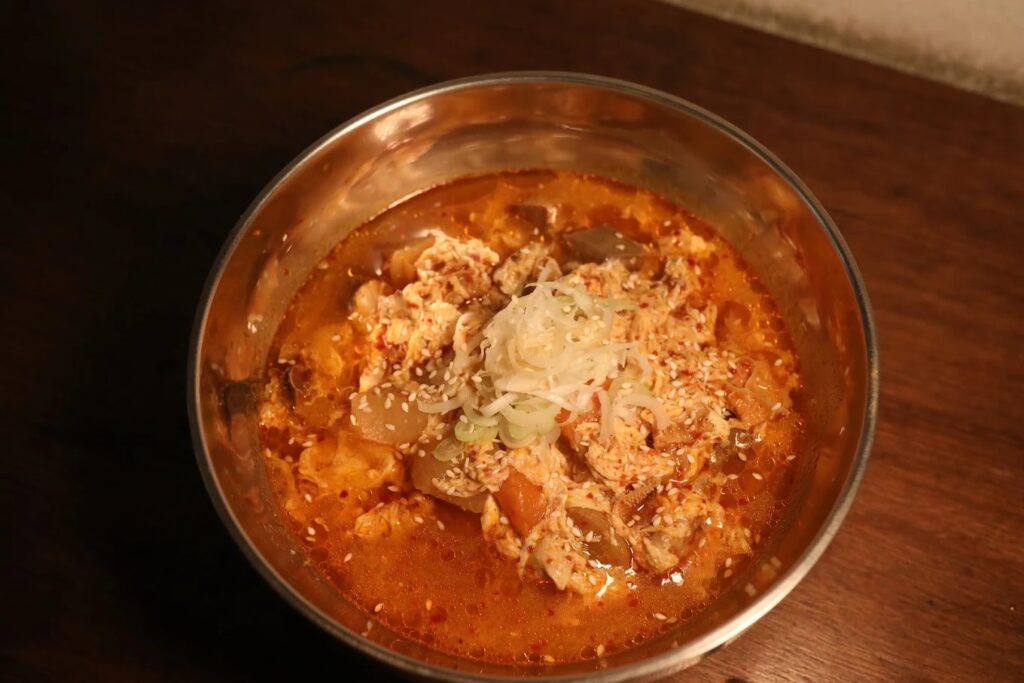 9. Yakiniku Kemuri Japanese BBQ - แนะนำ 40 ร้านยากินิกุ (Yakiniku) ถูกใจคนรักปิ้งย่างสไตล์ญี่ปุ่น