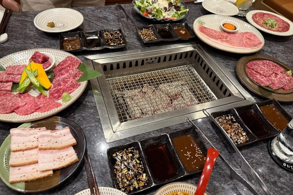 6. Yakiniku Oniku To Gohan - รวม 30 ร้านอาหารญี่ปุ่นแถวเซ็นทรัลเวิลด์ อร่อยและเดินทางสะดวก