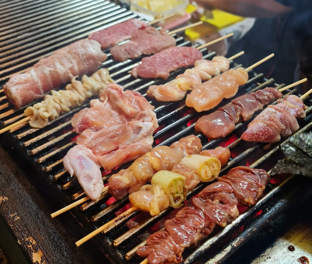 Hinata Izakaya Sutthisan