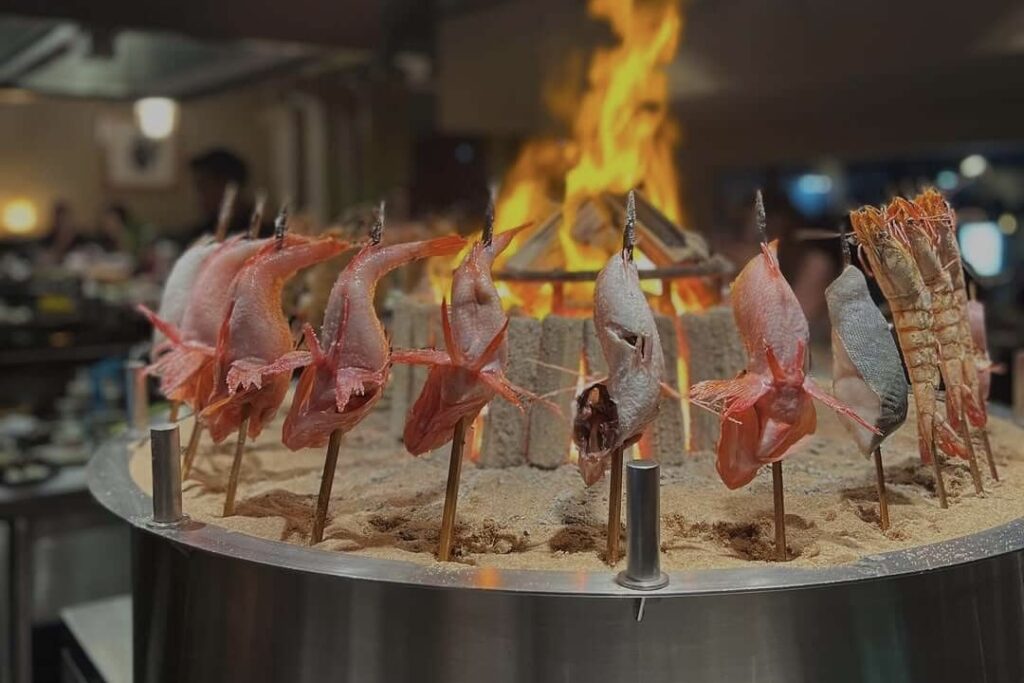 ภาพอาหารภายในร้าน Kitaro Sushi & Robatayaki KAGUYA