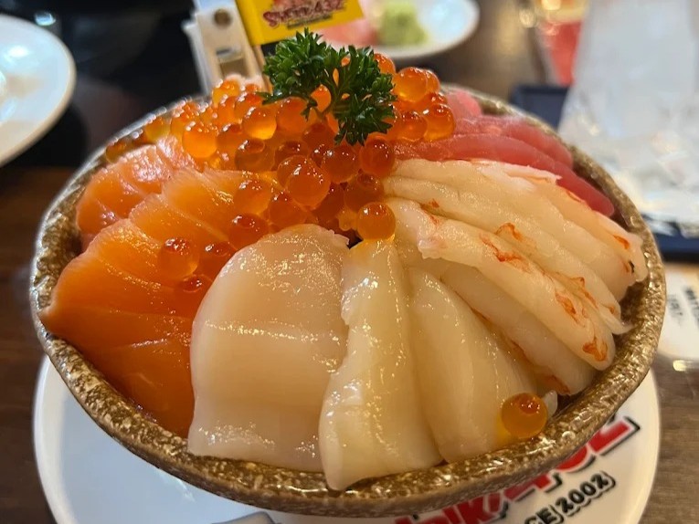 SHAKARIKI432 The Circle Ratchapruek