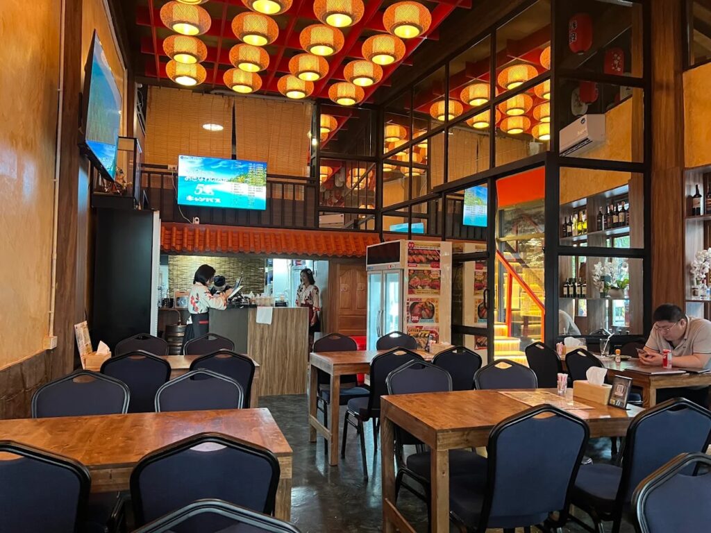 10. Okinawa Ebiyashiki - 25 ร้านอิซากายะ (Izakaya) แถวพร้อมพงษ์ บรรยากาศดี เดินทางง่ายด้วยรถไฟฟ้า
