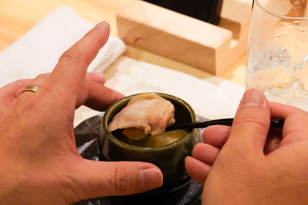 2. Sushi Iwai - 20 ร้านซูชิ (Sushi) ย่านพร้อมพงษ์ อร่อยพรีเมียม เดินทางง่าย