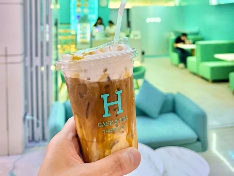 H CAFE & TEA Thonglor ทองหล่อ คาเฟ่ ขนมญี่ปุ่น ของหวาน