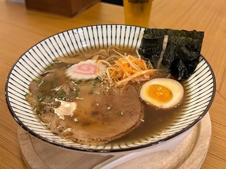 lovely Sushi อาหารญี่ปุ่น Bar Shabu-Shabu ชาบูชาบู ซูชิ สุขุมวิท อโศก