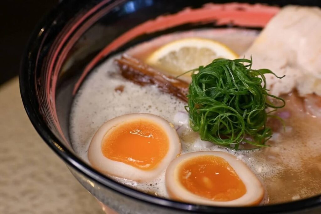 1. Rockmen 69 men - 15 ร้าน ราเมง (Ramen) สุขุมวิท ที่คอราเมงห้ามพลาด