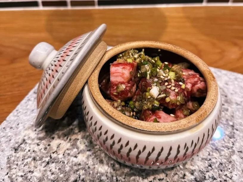 Oniku to Gohan Thonglor