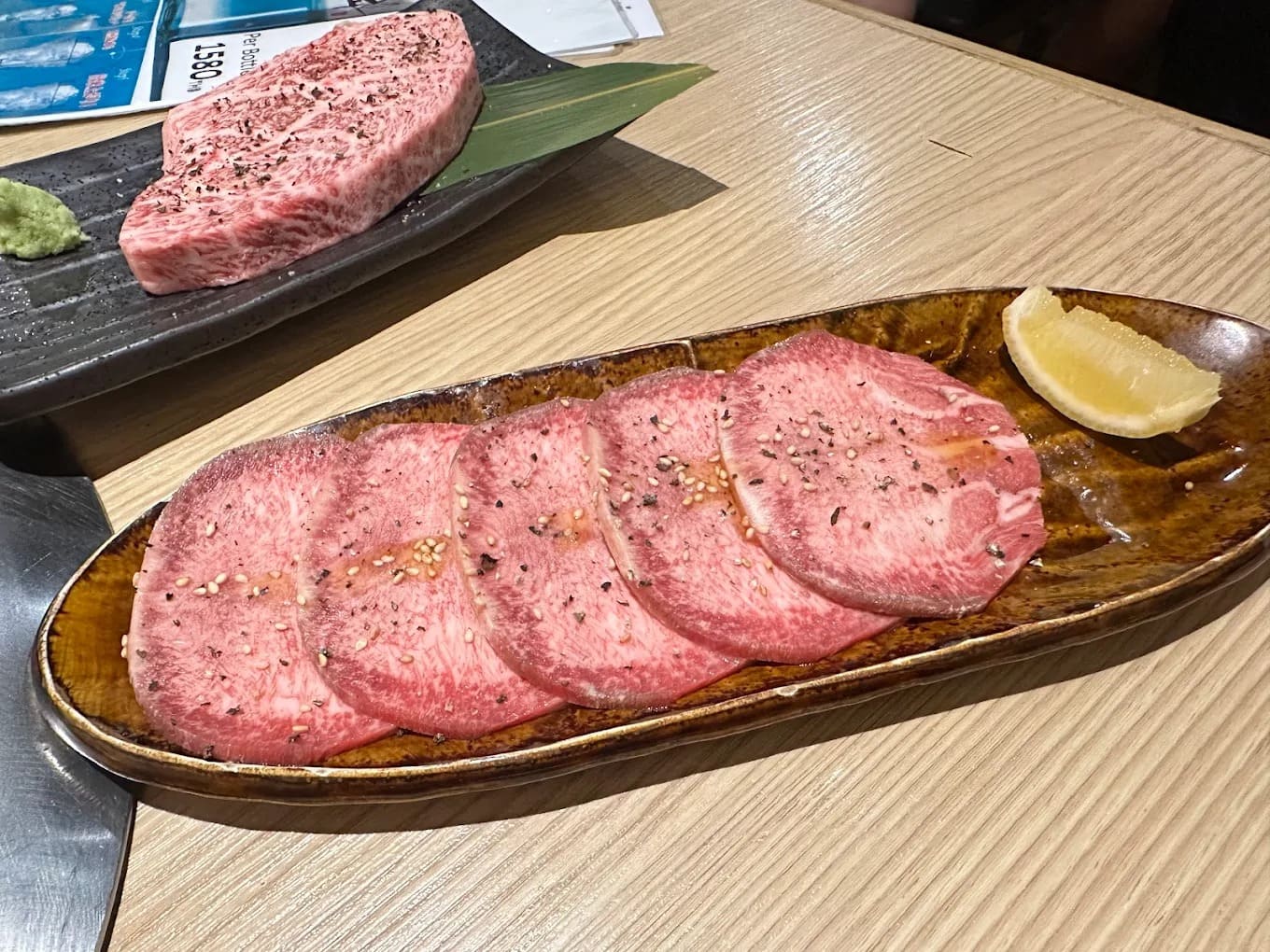 Oniku to Gohan Thonglor