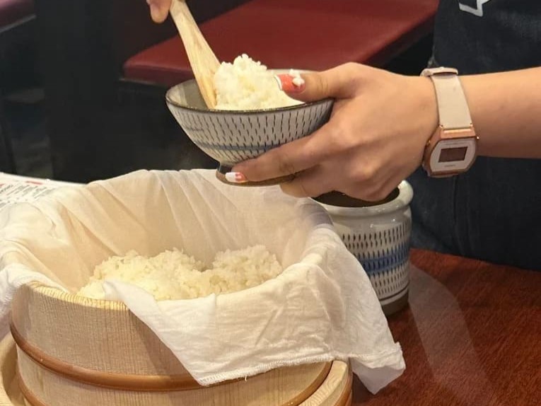 Oniku to Gohan Thonglor