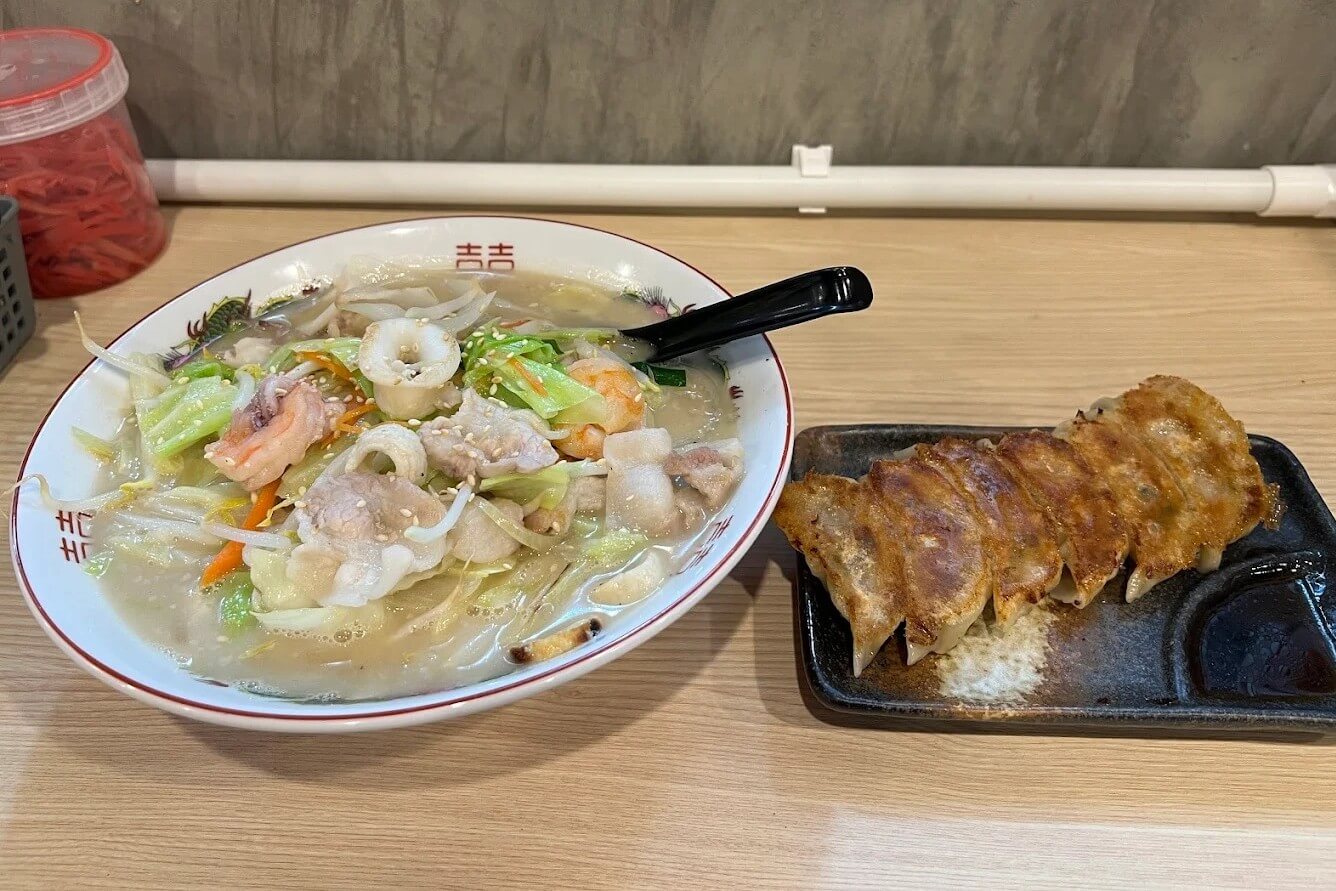Kurume Ramen & Okonomiyaki SEIRYU ราเมง โอโคโนมิยากิ เซย์ริว อาหารญี่ปุ่น ร้านอาหารญี่ปุ่น พร้อมพงษ์