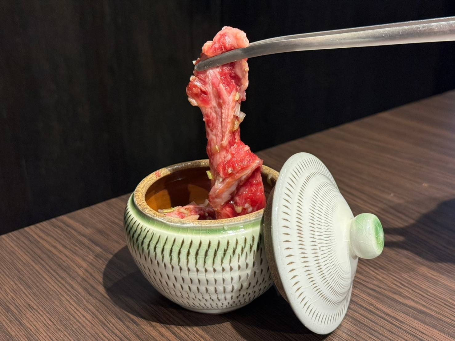 Oniku to Gohan Thonglor