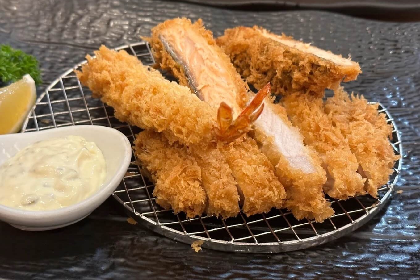 Saboten Central Rama 9 ซาโบเตน ทงคัตสึ คัตสึด้ง หมูทอด อาหารญี่ปุ่น tonkatsu