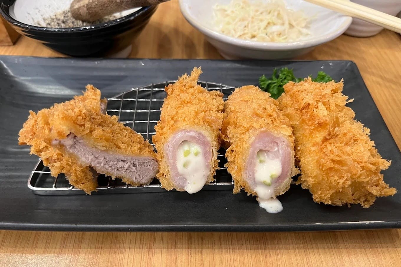 Saboten Central Rama 9 ซาโบเตน ทงคัตสึ คัตสึด้ง หมูทอด อาหารญี่ปุ่น tonkatsu
