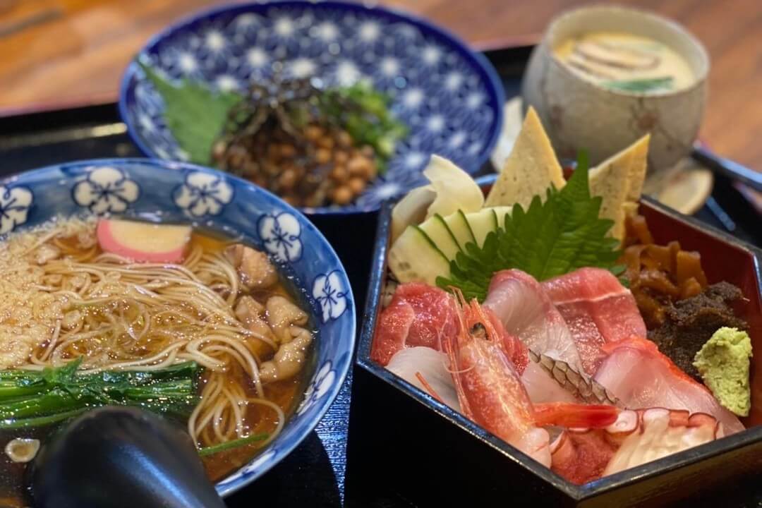 Yuna japanese restaurant ยูนะ ยูนา ร้านอาหารญี่ปุ่น อาหารญี่ปุ่น ซูชิ นานา