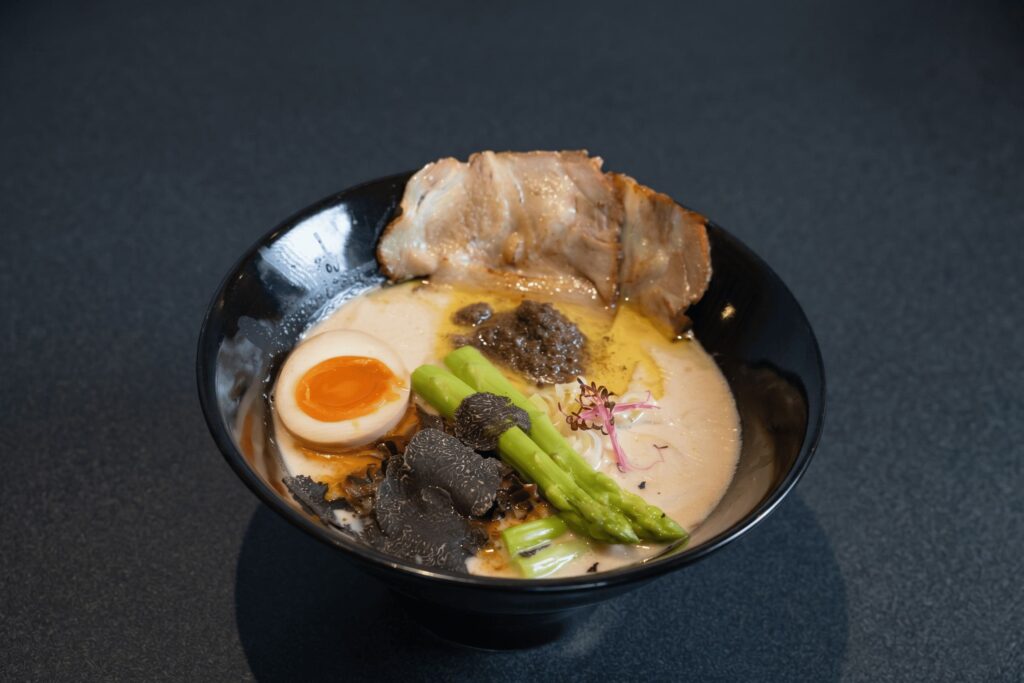1. Tsuta Thailand - 15 ร้านราเมง (Ramen) ต้นตำรับญี่ปุ่น ที่มาเปิดสาขาในไทย