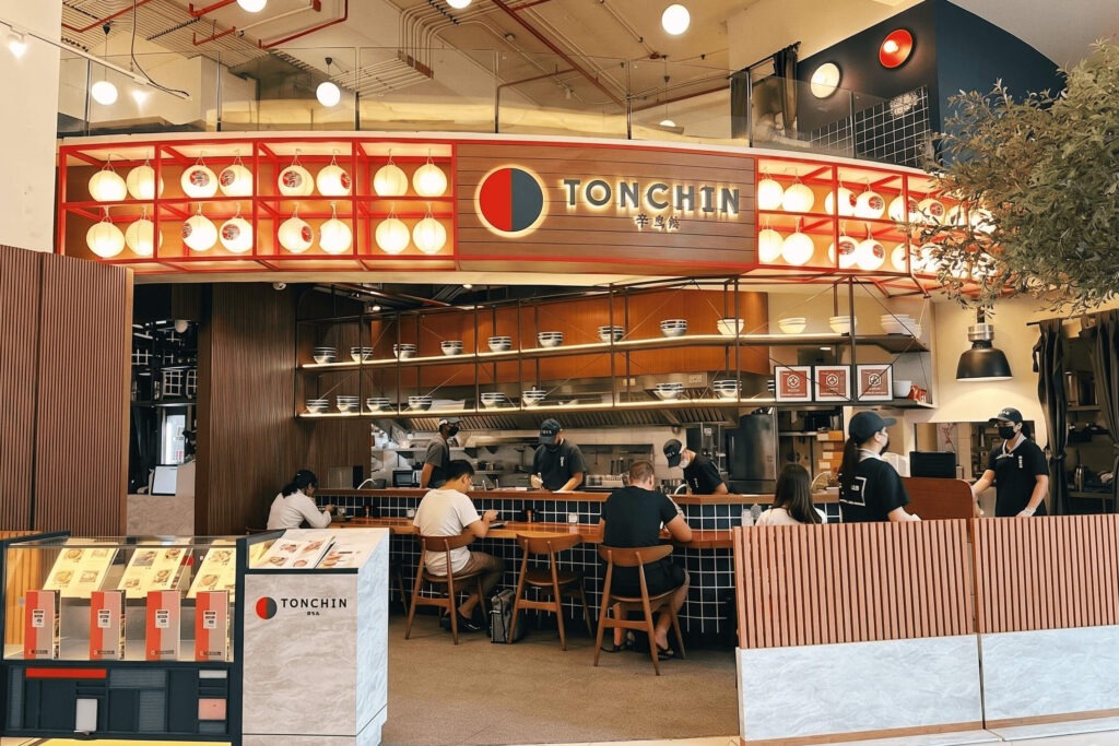 4. Tonchin Ramen - 10 ร้านทงคตสึราเมง (Tonkotsu Ramen) ซุปกระดูกหมูเข้มข้น อุดมคอลลาเจน