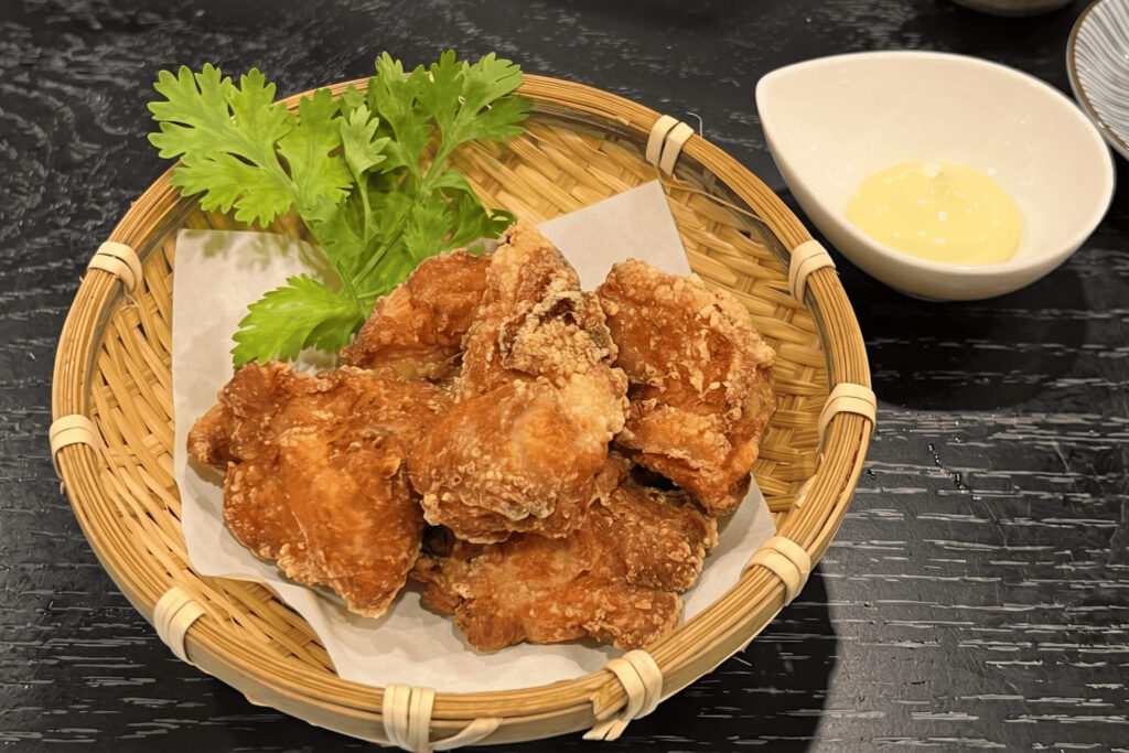 8. Menya Gaga - 10 ร้านทงคตสึราเมง (Tonkotsu Ramen) ซุปกระดูกหมูเข้มข้น อุดมคอลลาเจน