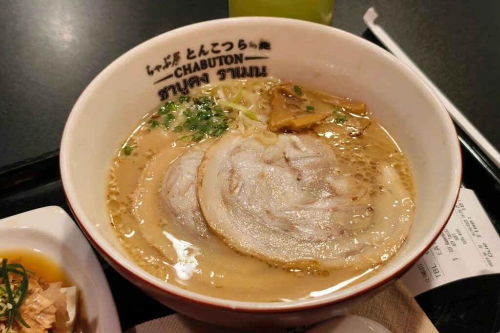 9. Chabuton Ramen - 15 ร้านราเมง (Ramen) ต้นตำรับญี่ปุ่น ที่มาเปิดสาขาในไทย