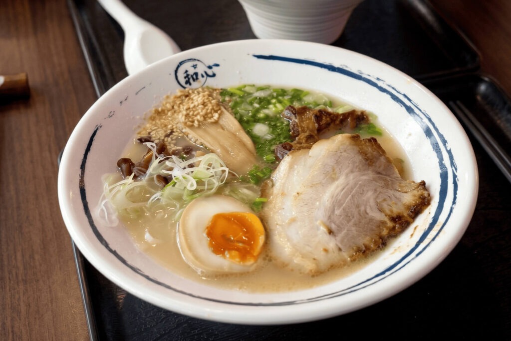 9. Washin Ramen - 10 ร้านทงคตสึราเมง (Tonkotsu Ramen) ซุปกระดูกหมูเข้มข้น อุดมคอลลาเจน