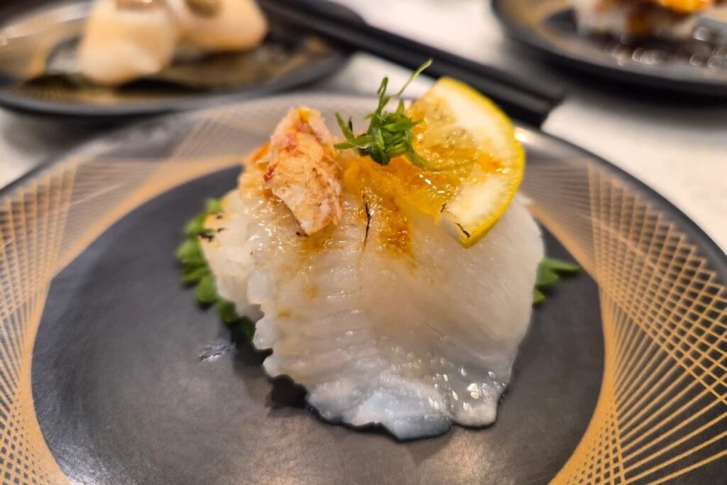 2. SUSHi EXPRESS - 10 ร้านอาหารญี่ปุ่นในเซ็นทรัล ศาลายา (Central Salaya) ลิสต์พิกัดรสเด็ด ครบจบทุกไลน์ความอร่อย