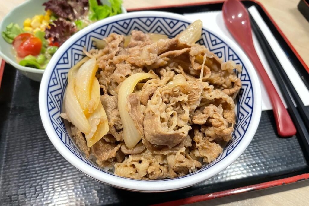 9. Yoshinoya - 10 ร้านอาหารญี่ปุ่นในเซ็นทรัล ศาลายา (Central Salaya) ลิสต์พิกัดรสเด็ด ครบจบทุกไลน์ความอร่อย