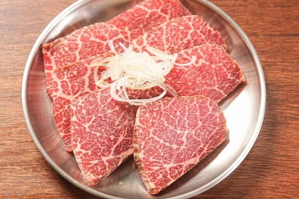 1. Yakiniku Kemuri Japanese BBQ - 8 ร้านยากินิกุ (Yakiniku) แถวย่านนานา ลิ้มรสเนื้อวากิวพรีเมียมส่งตรงจากญี่ปุ่น
