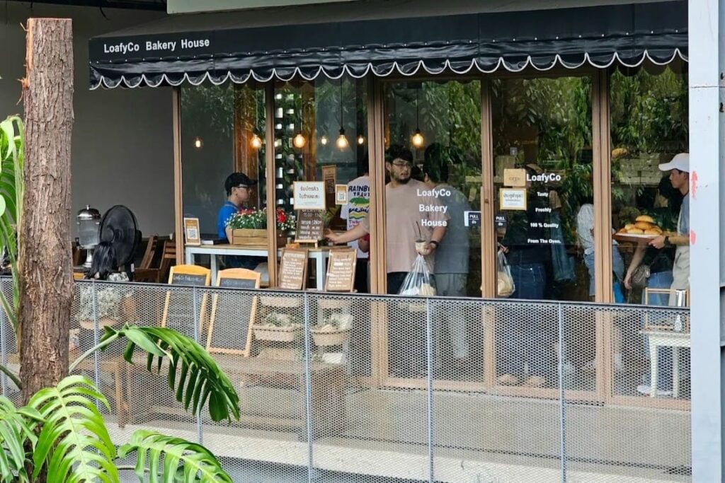 10. LoafyCo Bakery House - 15 ร้านขนมปัง แป้งนุ่ม กลิ่นหอมกรุ่น อบสดใหม่ทุกวัน