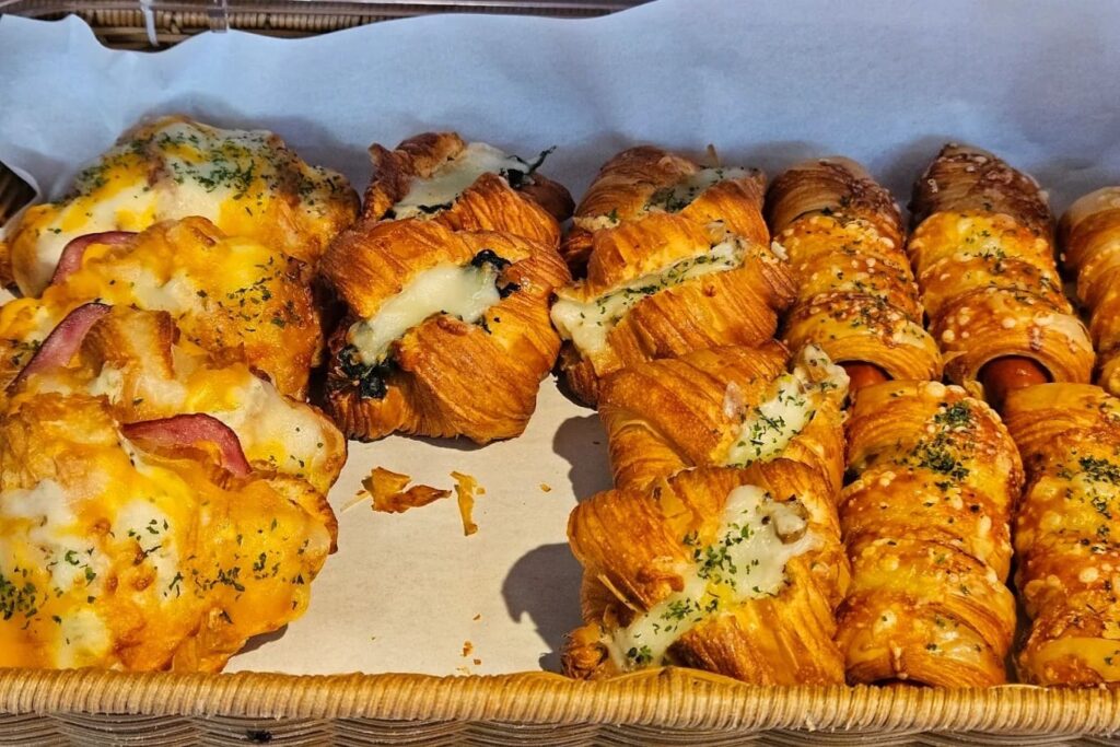 13. La Montée - 15 ร้านขนมปัง แป้งนุ่ม กลิ่นหอมกรุ่น อบสดใหม่ทุกวัน