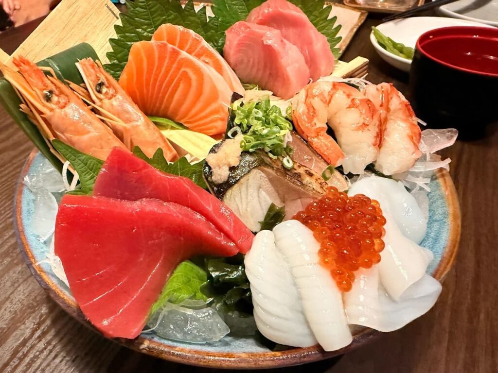 13. Sushi Hana - 15 ร้านอาหารญี่ปุ่นย่านบางนา (Bang Na) ลิสต์เด็ดอร่อยจริง สายกินปักหมุดด่วน