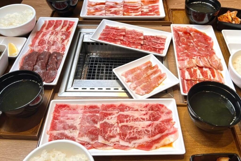 3. Yakiniku Like - 8 ร้านยากินิกุ (Yakiniku) แถวย่านนานา ลิ้มรสเนื้อวากิวพรีเมียมส่งตรงจากญี่ปุ่น