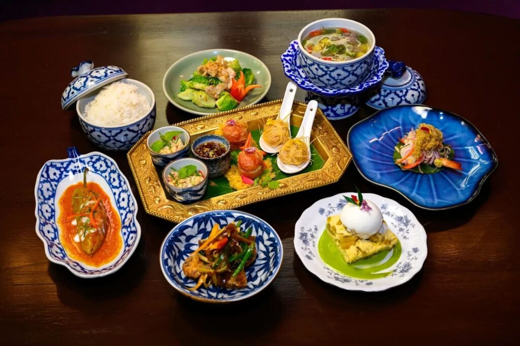 4. Praya Dining - 10 ห้องอาหารในโรงแรมวิวแม่น้ำเจ้าพระยา ฉลองวันพิเศษในบรรยากาศโรแมนติก