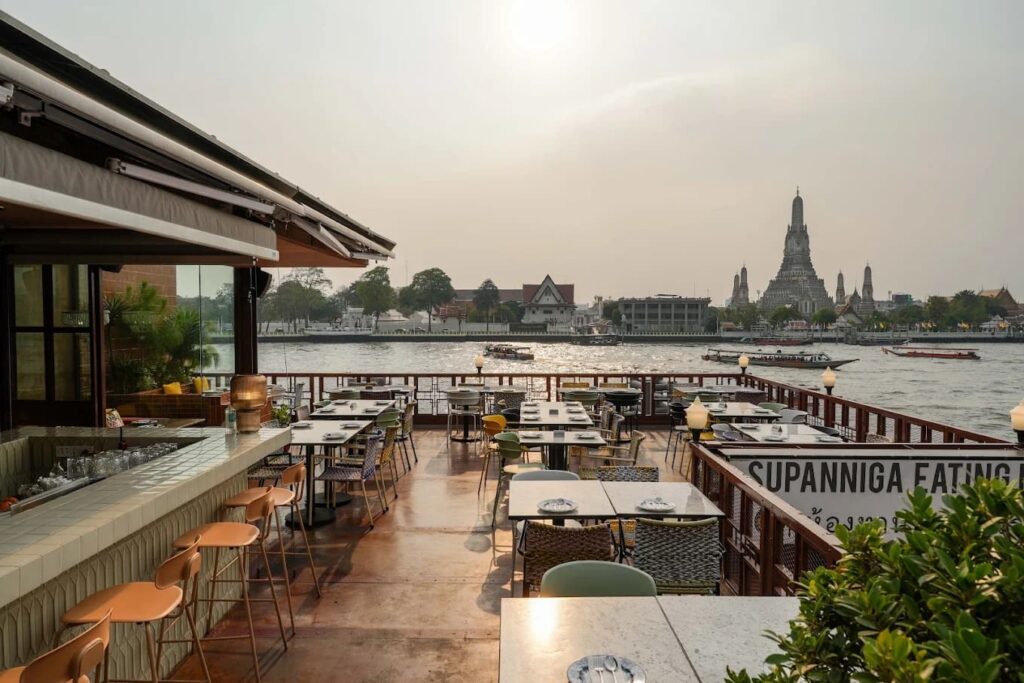 6. Supanniga Eating Room Tha Tien - 10 ห้องอาหารในโรงแรมวิวแม่น้ำเจ้าพระยา ฉลองวันพิเศษในบรรยากาศโรแมนติก