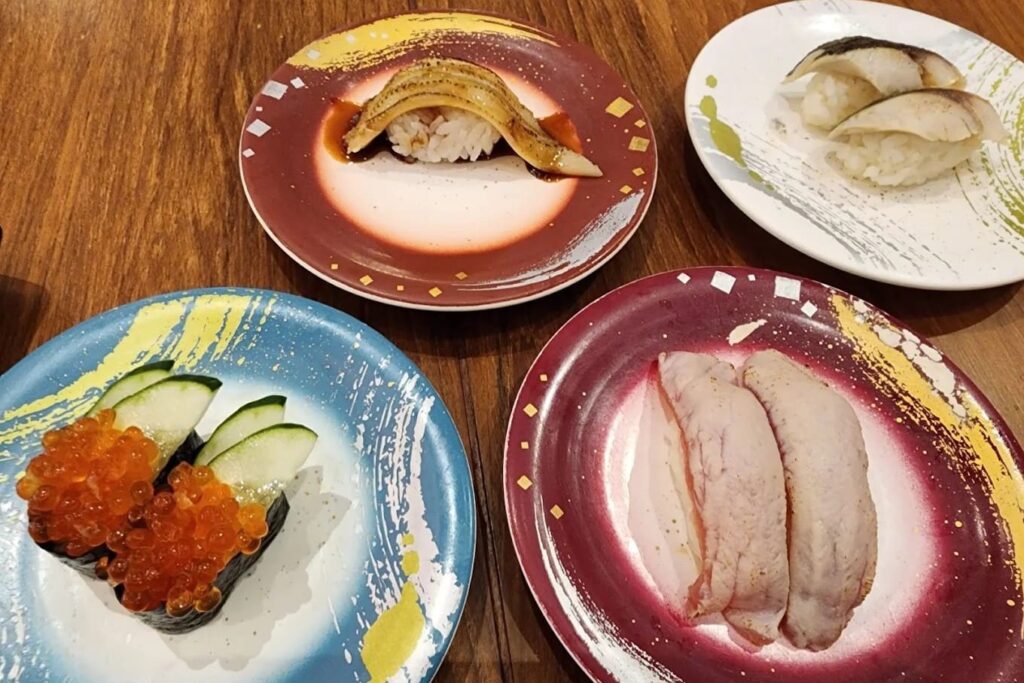 6. Sushi Den - 8 ร้านซูชิ (Sushi) แถวนานา อร่อยสดใหม่ วัตถุดิบส่งตรงจากญี่ปุ่น