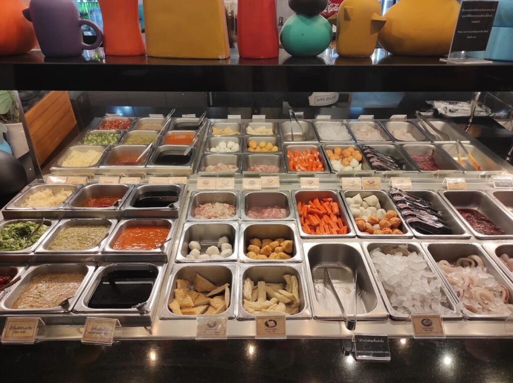6. YOU&I Premium Suki Buffet - 9 ร้านอาหารญี่ปุ่นในสยามเซ็นเตอร์ (Siam Center) พิกัดเด็ดสายกินต้องแวะเช็กอิน