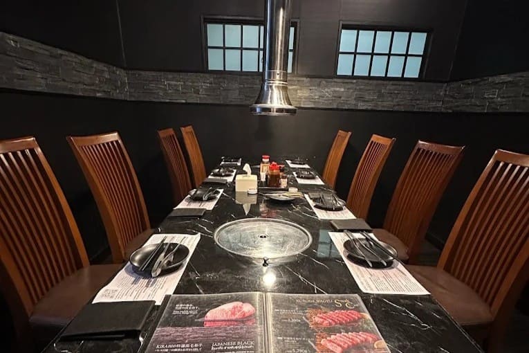 7. Yakiniku Kirabi 23 - 8 ร้านยากินิกุ (Yakiniku) แถวย่านนานา ลิ้มรสเนื้อวากิวพรีเมียมส่งตรงจากญี่ปุ่น