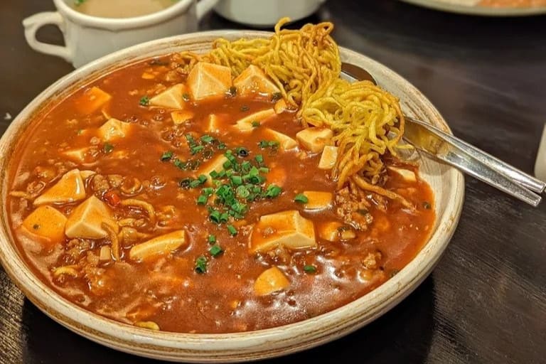 1. Mokkori Silom - 10 ร้านราเมง (Ramen) ย่านสีลม อร่อยเด็ดจนต้องซดหมดชาม