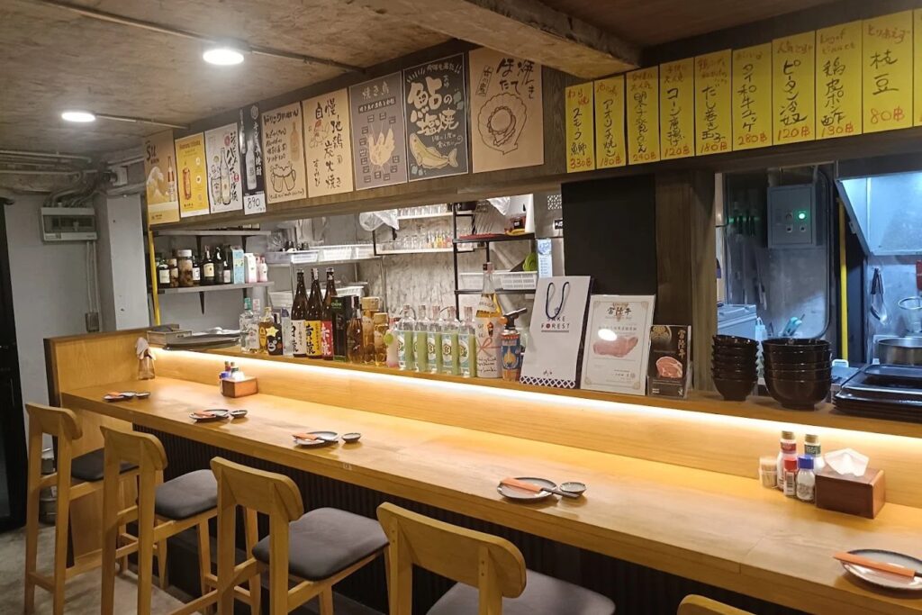 1. SUNNY MAN Naradhiwas - 9 ร้านอิซากายะ (Izakaya) ย่านสาทร เช็กอินร้านนั่งชิลหลังเลิกงาน บรรยากาศดี