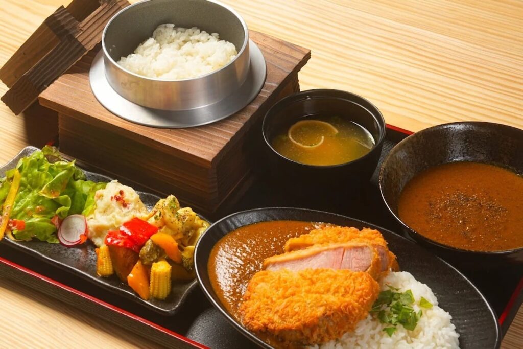 1. Tokyo Highball Robata to Kamameshi - 5 ร้านอาหารสไตล์ญี่ปุ่น โซน Groove เซ็นทรัลเวิลด์ (Central World) พิกัดอร่อยใจกล