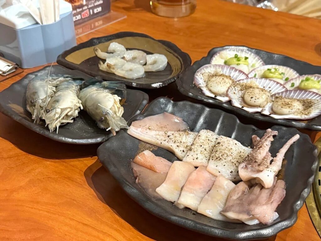 1. WaQ Yakiniku Esplanade Ratchada - 7 ร้านยากินิกุ (Yakiniku) ย่านรัชดา-รามอินทรา สายปิ้งย่างเนื้อพรีเมียมต้องปักหมุด