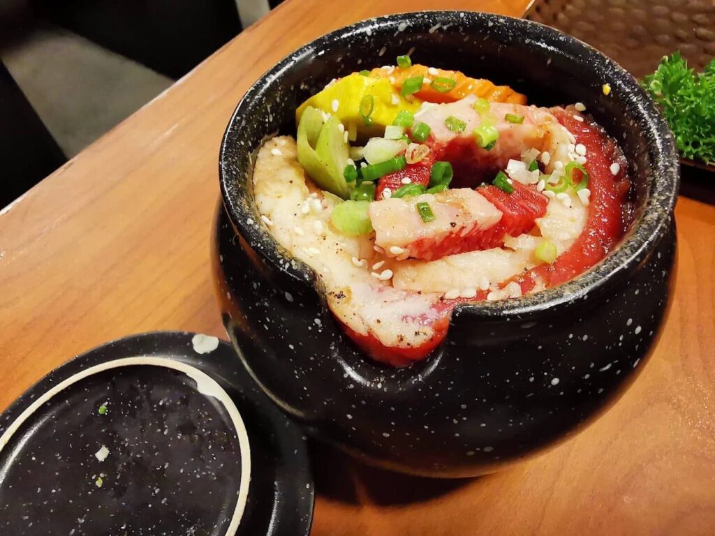 1. WaQ Yakiniku Esplanade Ratchada - 7 ร้านยากินิกุ (Yakiniku) ย่านรัชดา-รามอินทรา สายปิ้งย่างเนื้อพรีเมียมต้องปักหมุด