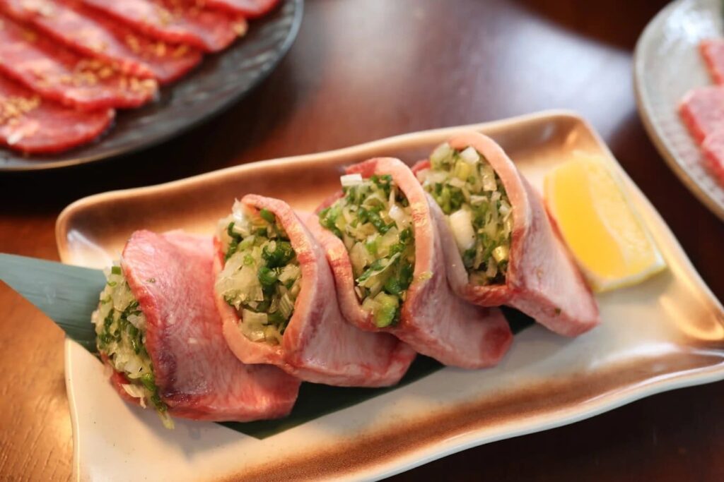 1. Yakiniku Oniku to Gohan Sathon Branch - 10 ร้านยากินิกุ (Yakiniku) ย่านสาทร รวมพิกัดเนื้อย่างสุดพรีเมียม สายเนื้อตัวจ