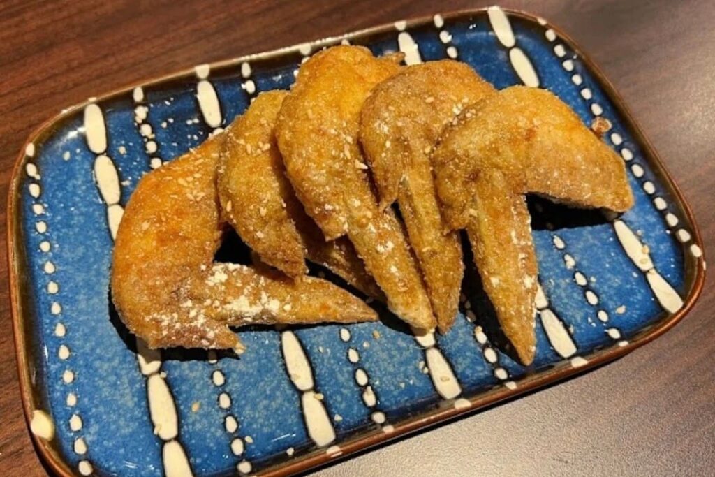 1. Yakitori Ban Ban Ekkamai - 10 ร้านอิซากายะ (Izakaya) เอกมัย บรรยากาศสุดชิล นั่งดื่มฟิน กินเพลินหลังเลิกงาน