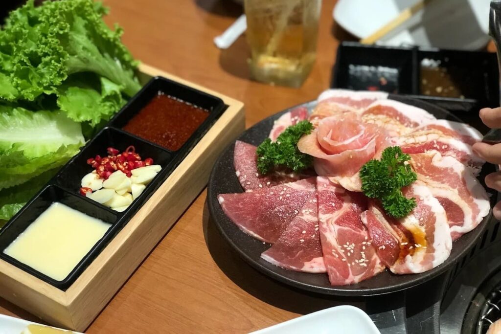 10. Gyu-Kaku Japanese BBQ Restaurant - 10 ร้านอาหารญี่ปุ่น เซ็นทรัลนอร์ทวิลล์ (Central Northville) แหล่งของกินใหม่ของชาว