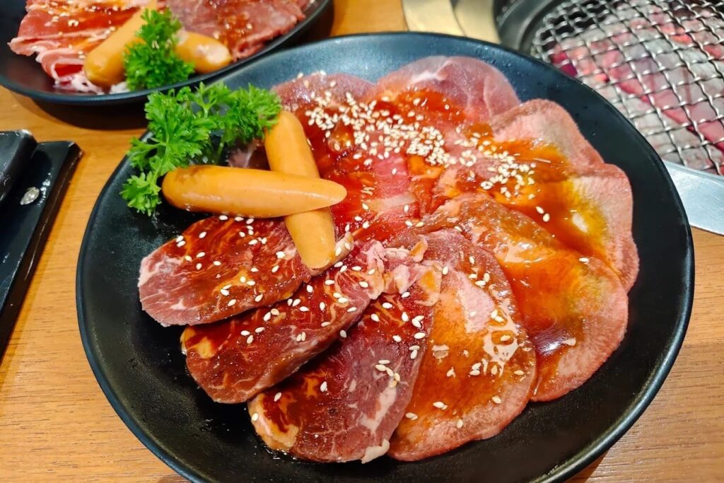 10. Gyu-Kaku Japanese BBQ Restaurant - 10 ร้านอาหารญี่ปุ่น เซ็นทรัลนอร์ทวิลล์ (Central Northville) แหล่งของกินใหม่ของชาว
